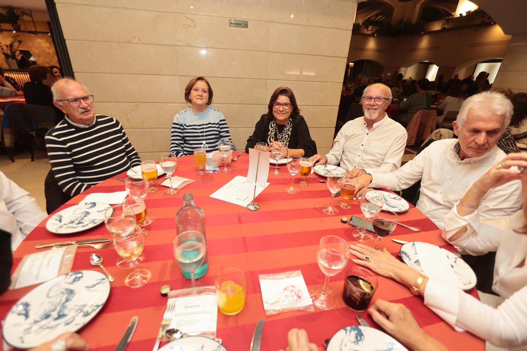 Cóctel navideño de la Asociación Española Contral el Cáncer (AECC) de Castellón