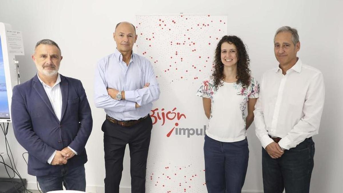 Ponenetes en uno de los dsayunos de una edición anterior