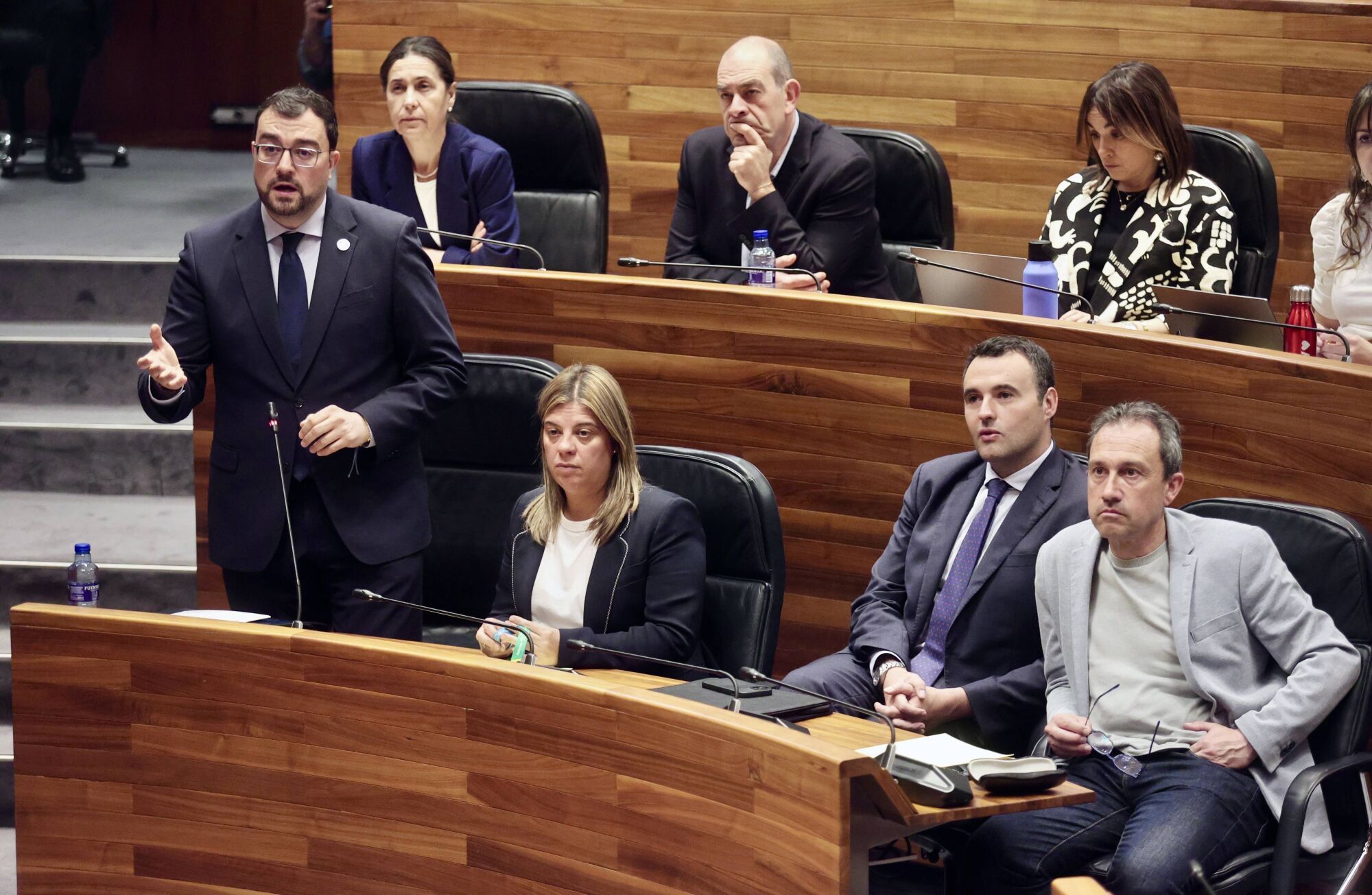 Así fue la sesión de control al Gobierno en la Junta del Principado