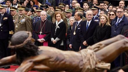 La Legión canta el Novio de la muerte en Málaga