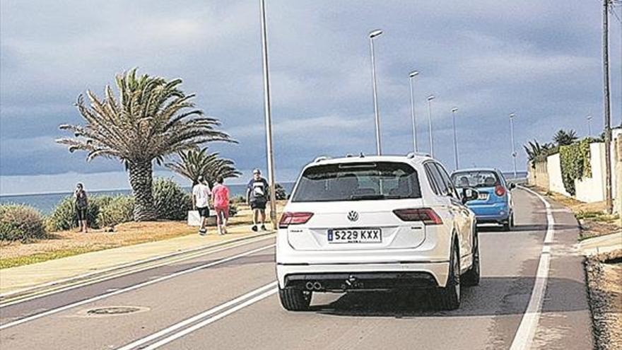 Reclaman devolver el doble sentido al vial de la costa sur de Vinaròs