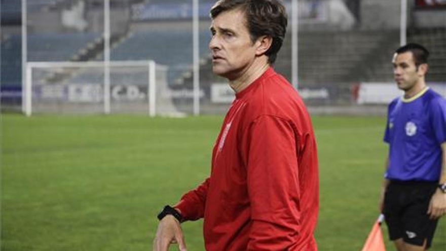 Agustín Izquierdo, destituido como entrenador del Badajoz