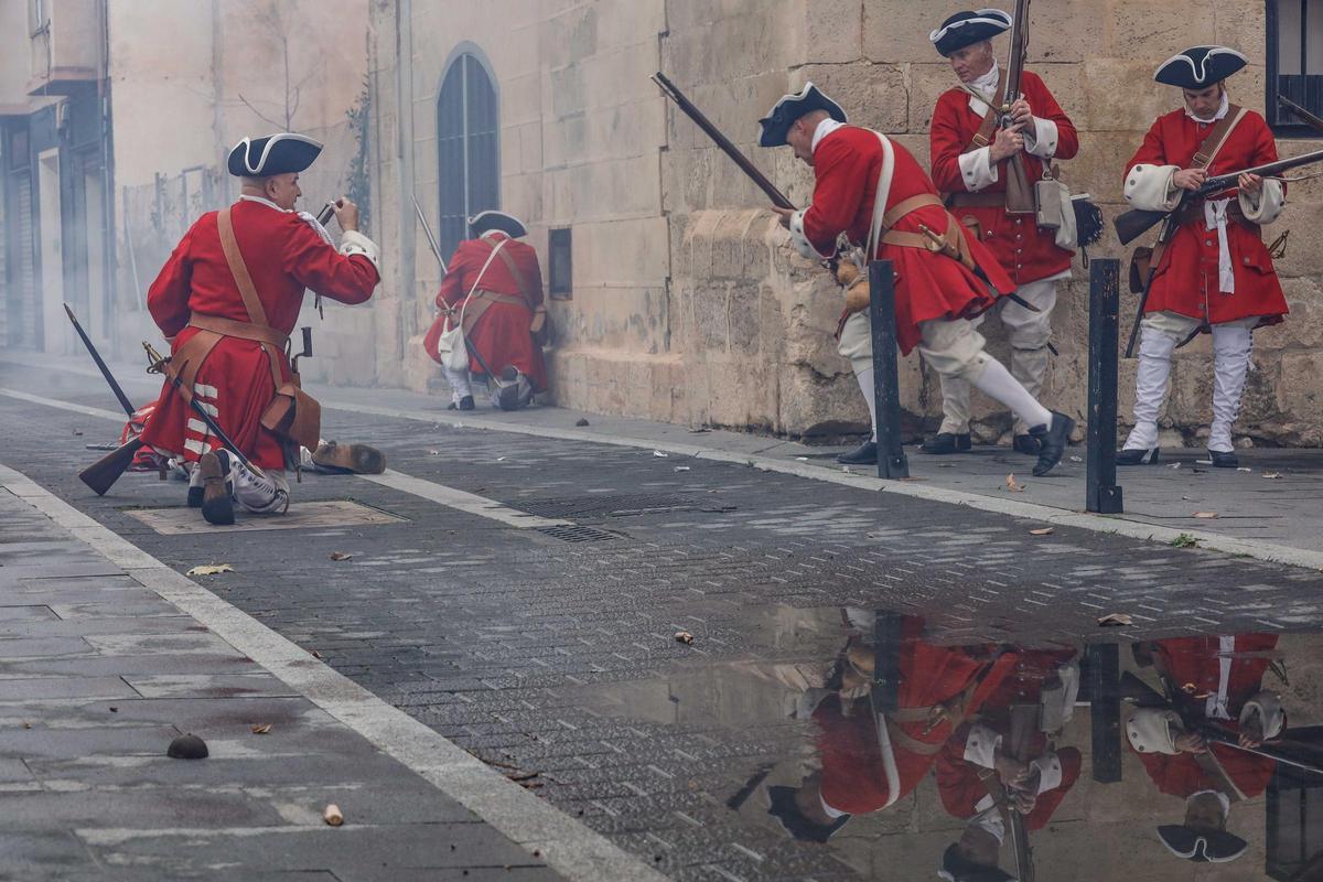 Historia y pólvora en la recreación de la Desfeta de Alcoy