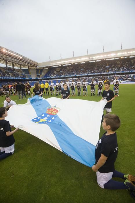 Gran ambiente en el Galicia-Venezuela de Riazor