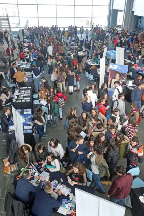 Treinta y cinco universidades echan sus redes en Vigo