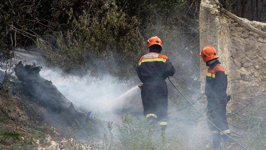 Controlado el incendio de Valdeconcha tras quemar unas 500 hectáreas