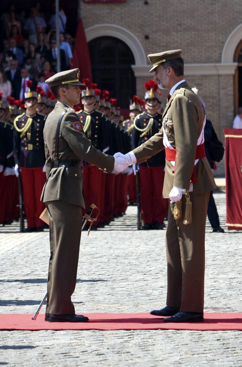 Visita de Felipe VI a la Academia General Militar de Zaragoza