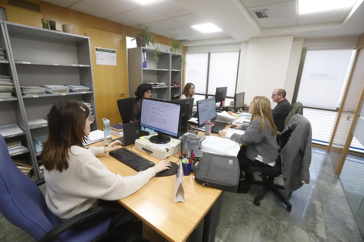 Cierzo Gestión, ubicada en el Paseo Sagasta de Zaragoza, cuenta con más de 70 trabajadores y 500 clientes.