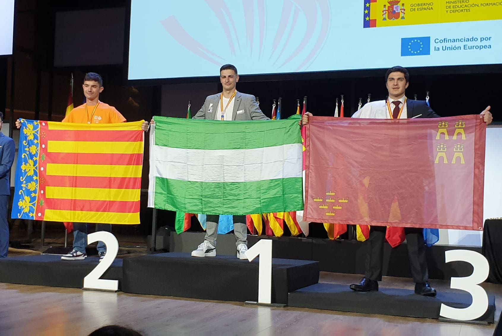 Estudiantes de la provincia de Alicante logran seis medallas en el campeonato de FP Spain Skills