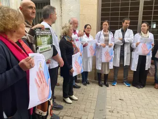 Las agresiones a sanitarios siguen disparadas con doce casos cada semana