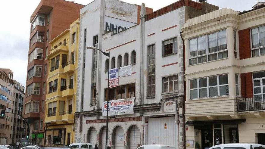 Un edificio en obras en la capital zamorana.