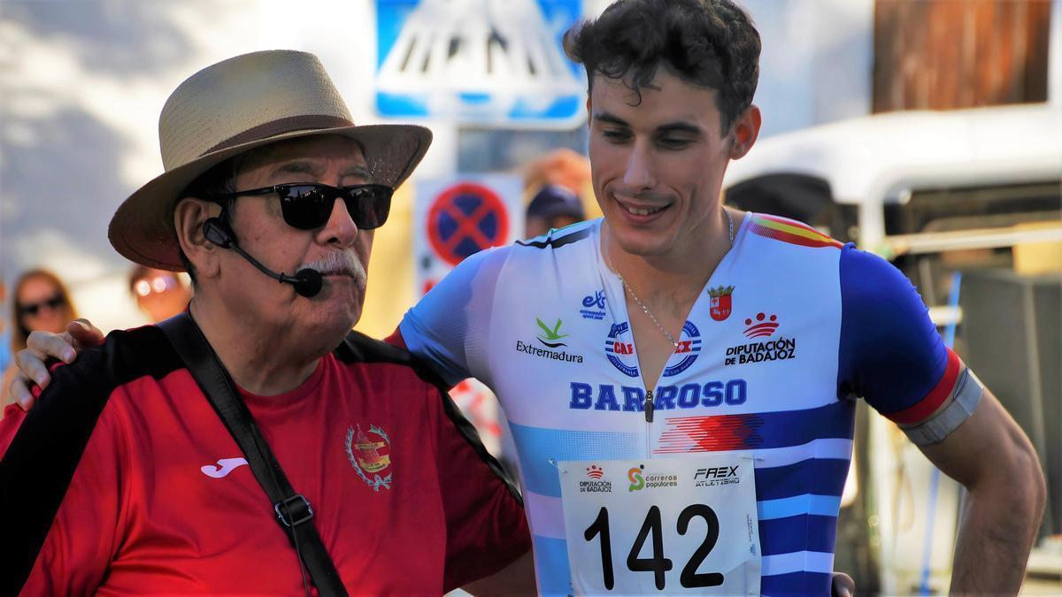 Juan Méndez y el Campeón de España, David Barroso, en el pasado cros de Monesterio
