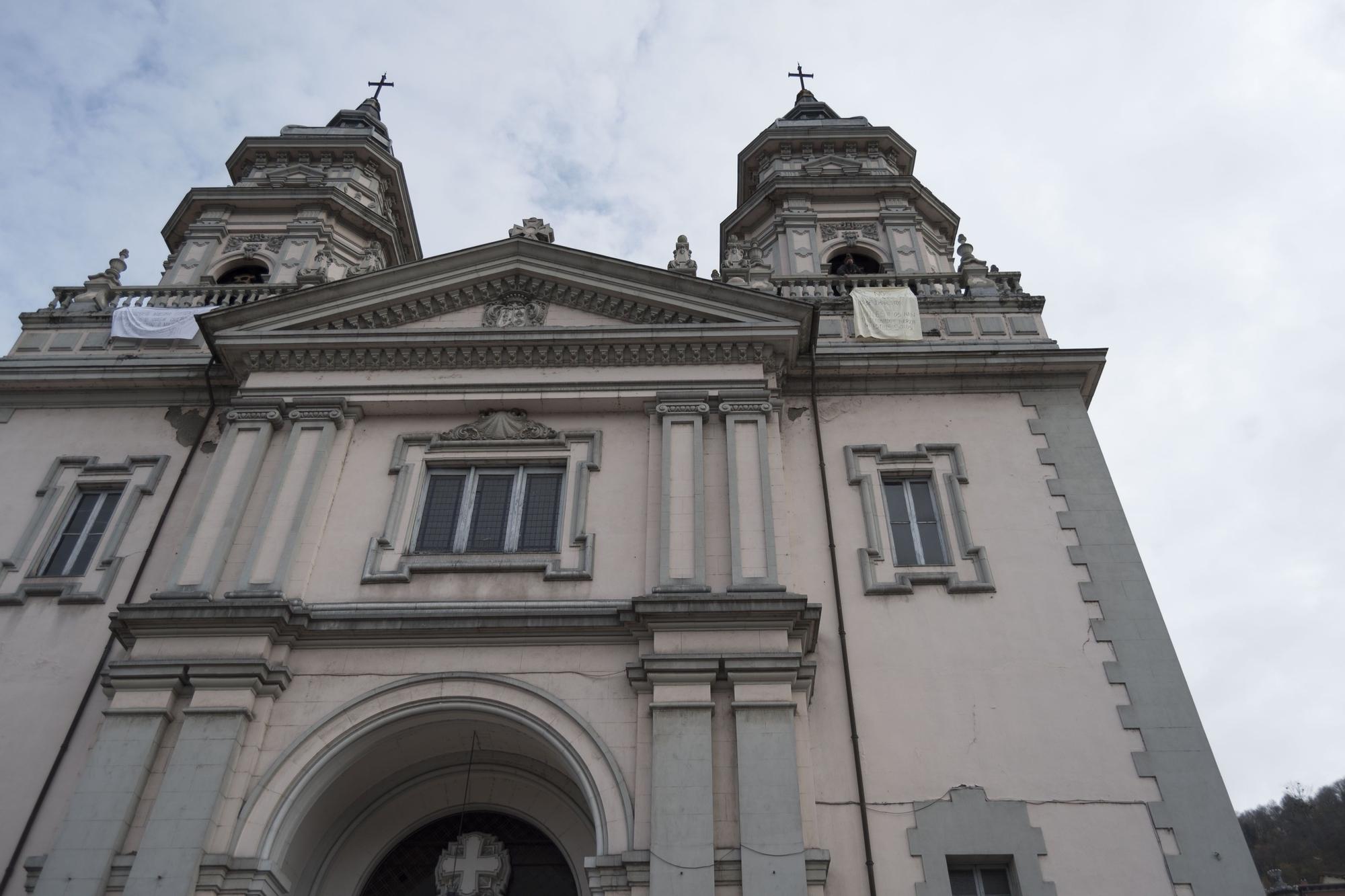 Hosteleros encerrados en Mieres