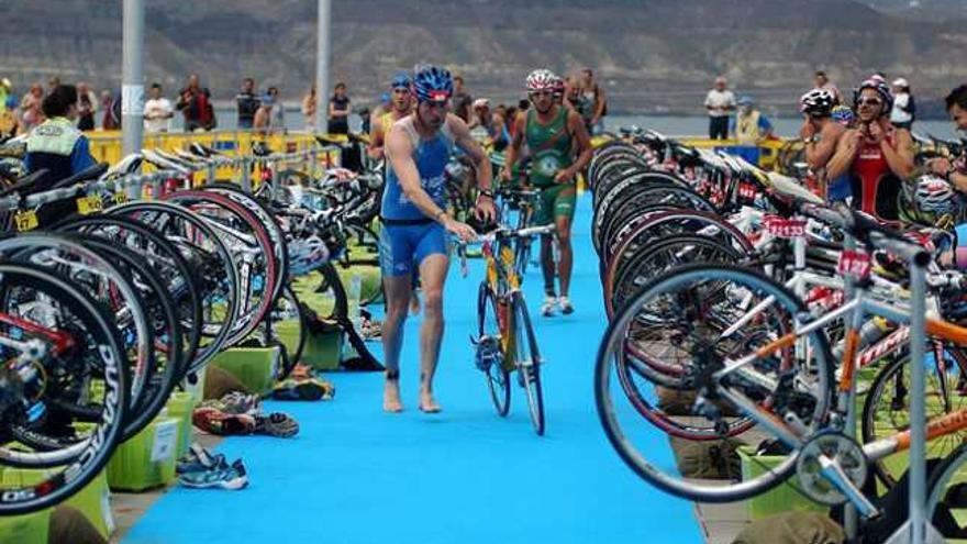 Gran Canaria espera volver a vivir un Triatlón olímpico. | lp / dlp