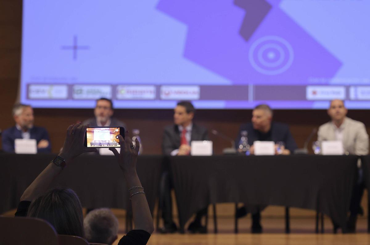 Así fue el foro Más que Empresas en La Ribera