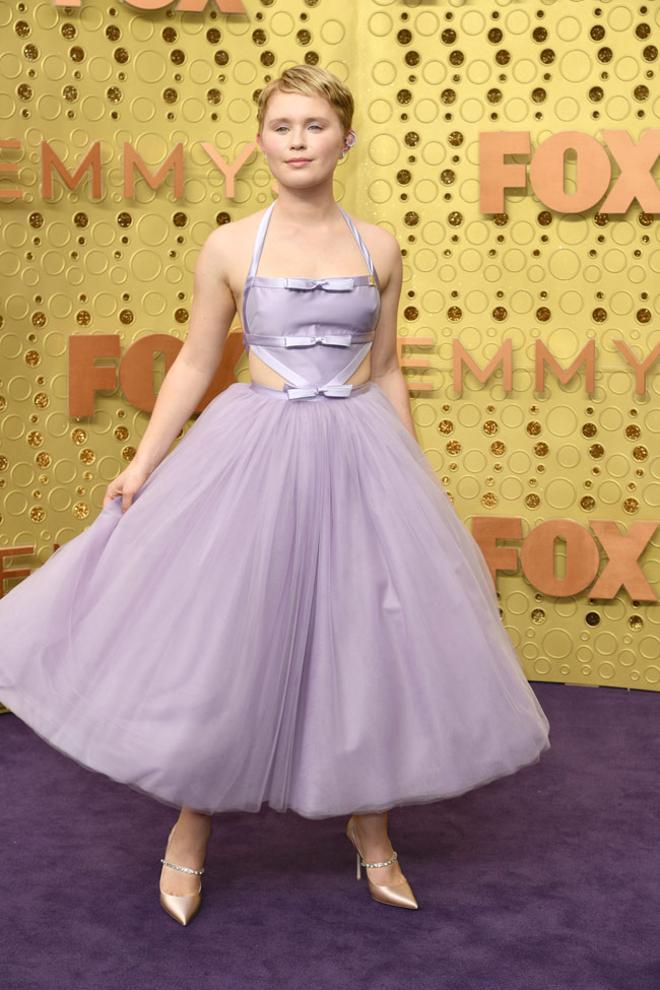 Eliza Scanlen en los Premios Emmy 2019