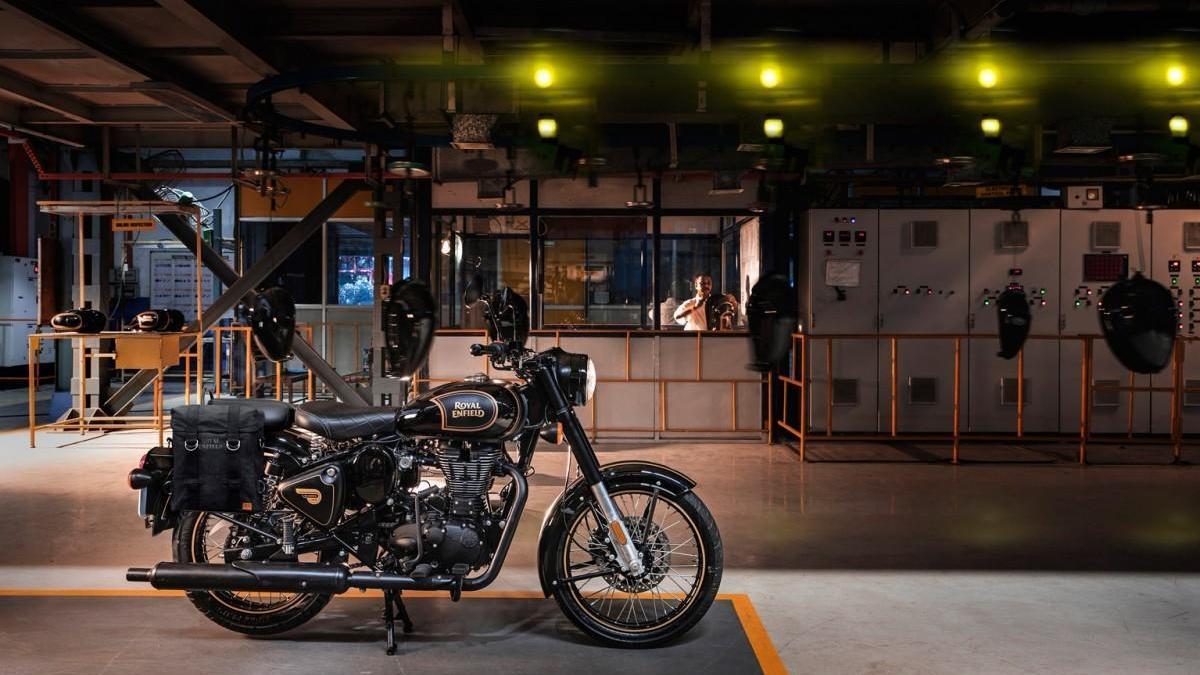 Royal Enfield Classic 500 Tribute Black