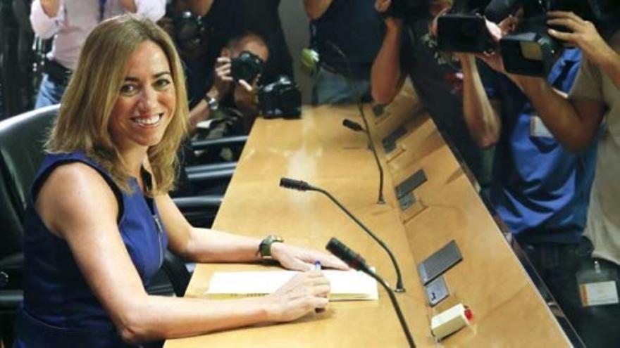 Carme Chacón: “Dejo el escaño pero no la política”