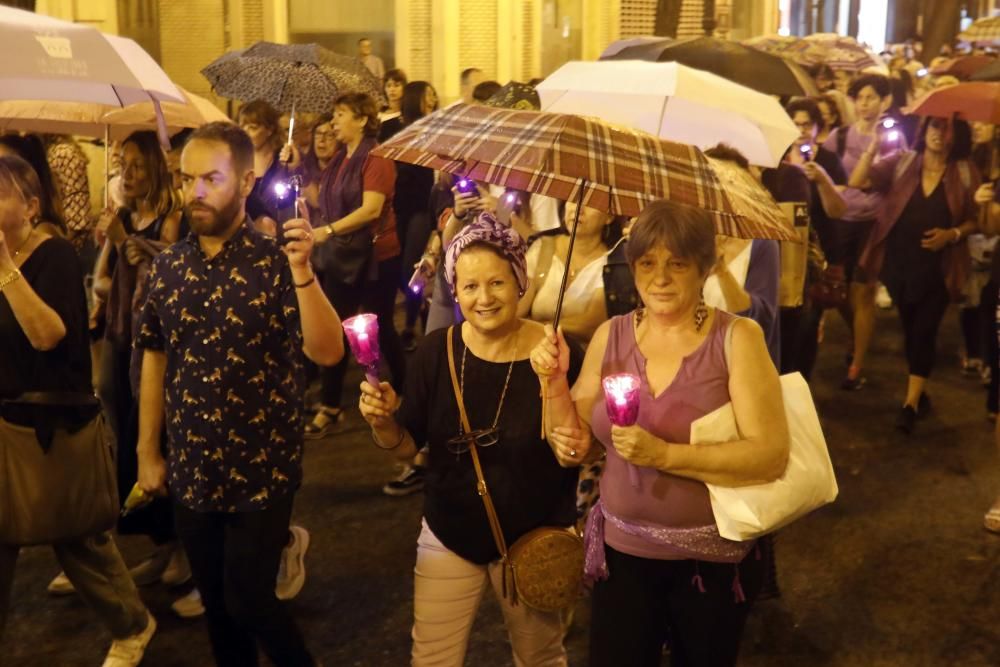 Manifestación en València por la emergencia feminista contra el maltrato