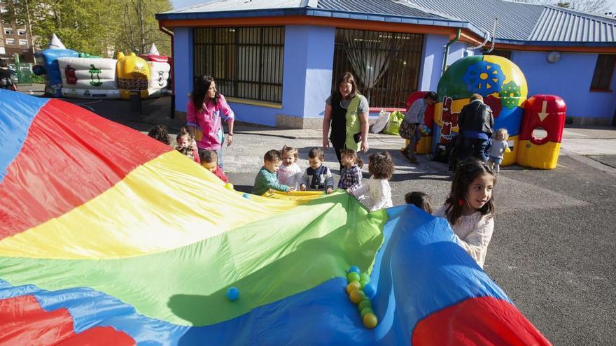 Actividades al aire libre en la escuelina de La Toba, en una imagen de archivo.