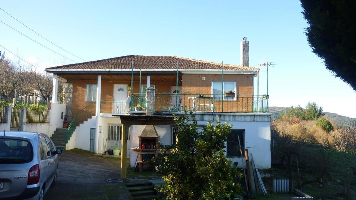 Venta de casa en Ourense