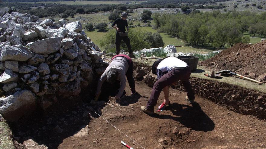 Un estudio revela siglos de ocupación humana en las Sierras Subbéticas