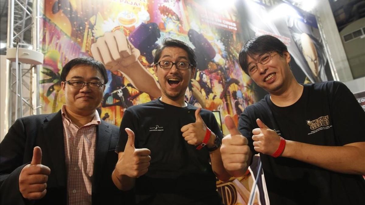 El equipo de One Piece Gold, Hiroyuki Sakurada (productor), Hiroaki Miyamoto (director) y Masayuki Sato (director de animación), en el Salón del Manga.