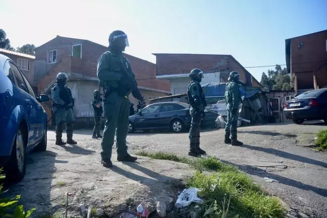 Narcotráfico en Galicia | Varios detenidos en una redada contra el menudeo de droga en O Vao