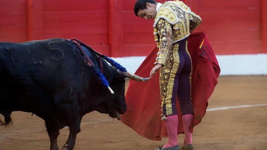 Naturalidad y compás de Aguado