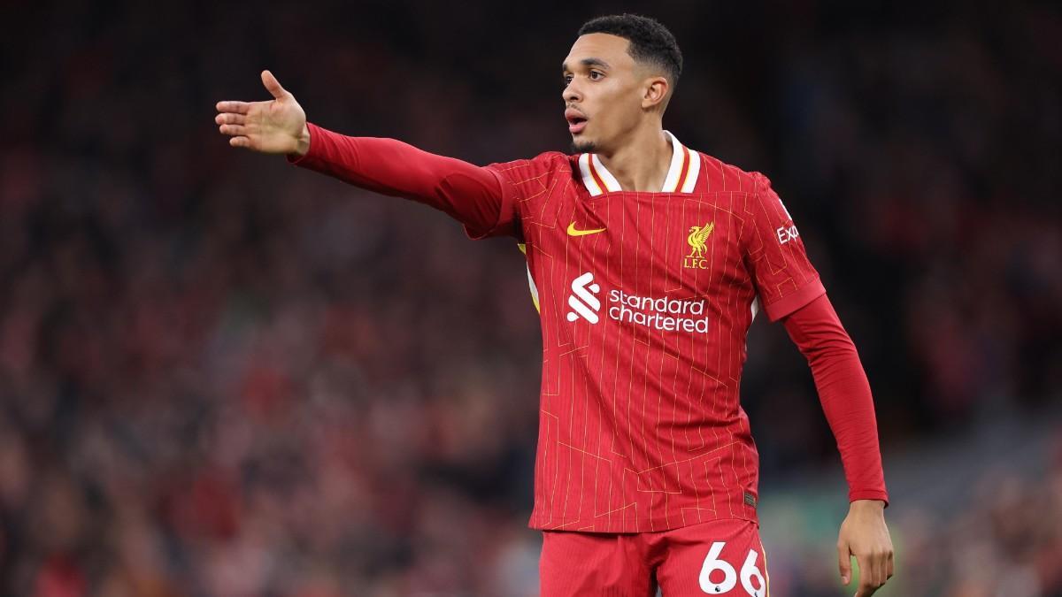 Slot, sobre el rendimiento de Alexander-Arnold ante el United: "Trent no jugó su mejor partido"
