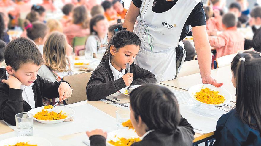 El aumento de las alergias obliga a cambiar los menús de los colegios de Valencia