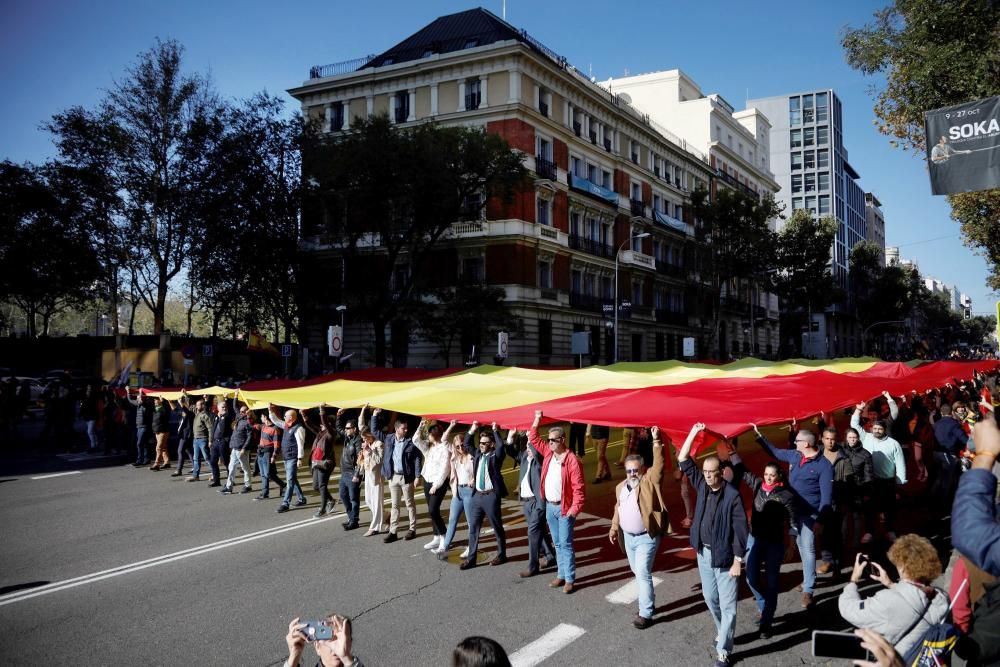 Vox concentra a miles de personas en Colón en ...