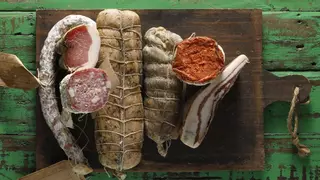 Sartoria Panatieri: colgados de los embutidos
