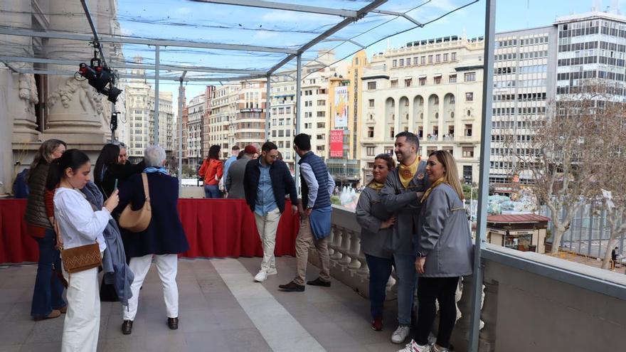 Así funciona el sorteo ver la "mascletà" de las Fallas 2026 desde el balcón del Ayuntamiento