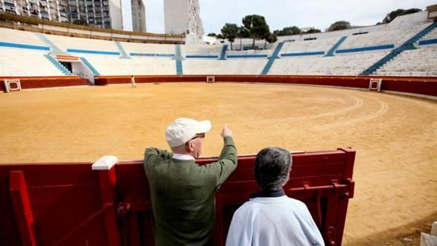 El veto de los toreros por los impagos «ahoga» a la plaza de toros de Benidorm