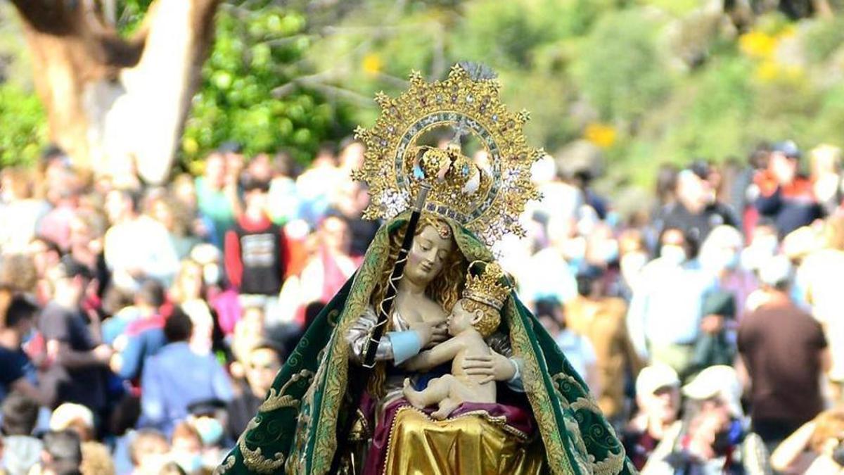 Coronas de la Virgen del Puerto y el Niño de Plasencia.