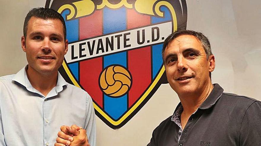 Interés desde la Serie A por pescar en el Levante UD