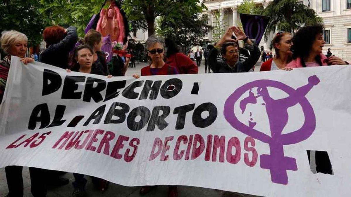 Una concentración para defender el derecho al aborto.