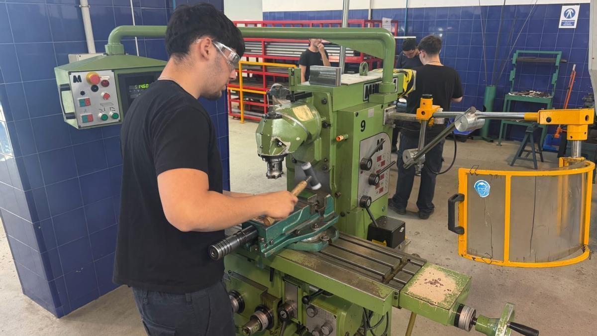 La oferta para el curso 26-27 incorpora nuevas enseñanzas vinculadas a sectores estratégicos y amplía la modalidad semipresencial