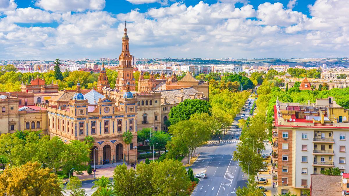Despegan los vuelos regulares de verano a Sevilla y Málaga desde Vigo.