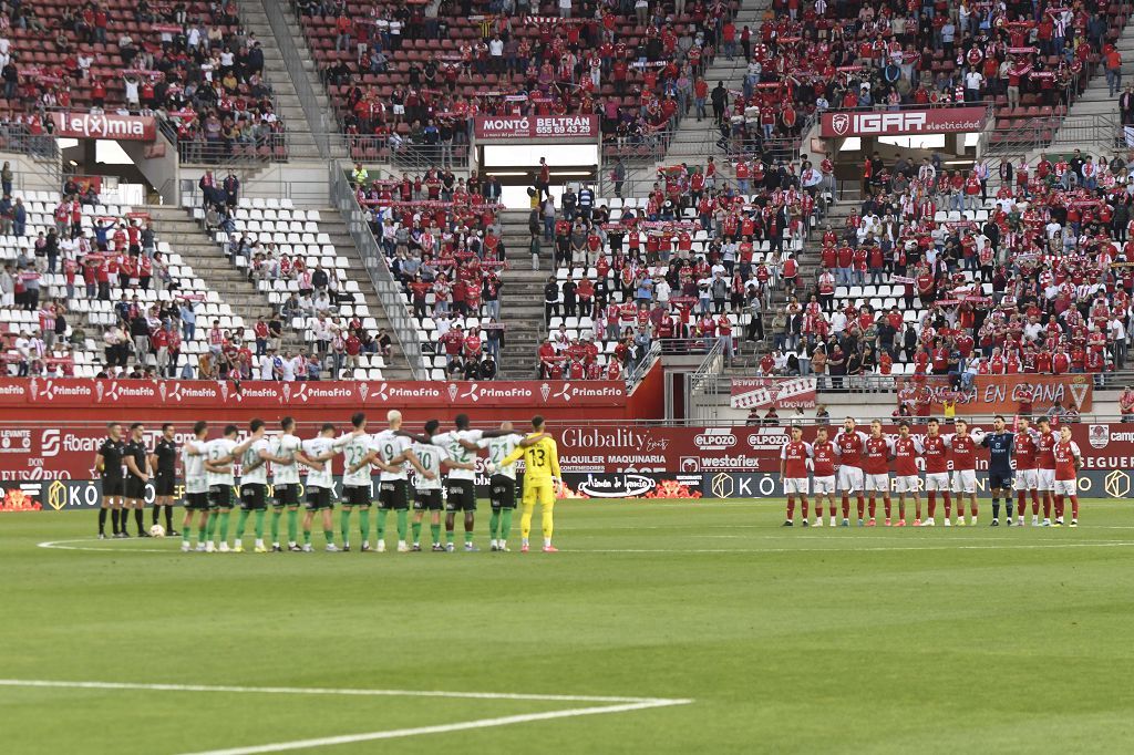 Las mejores imágenes del partido entre el Real Murcia y el Antequera