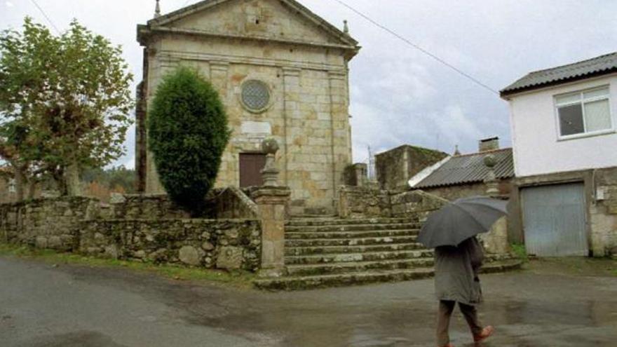 Vista de la iglesia de Loureda. / la opinión