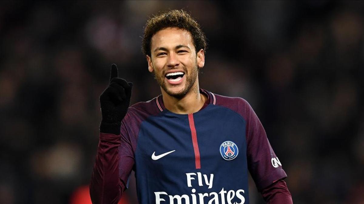 Neymar durante un partido de la liga francesa contra el Montpelier