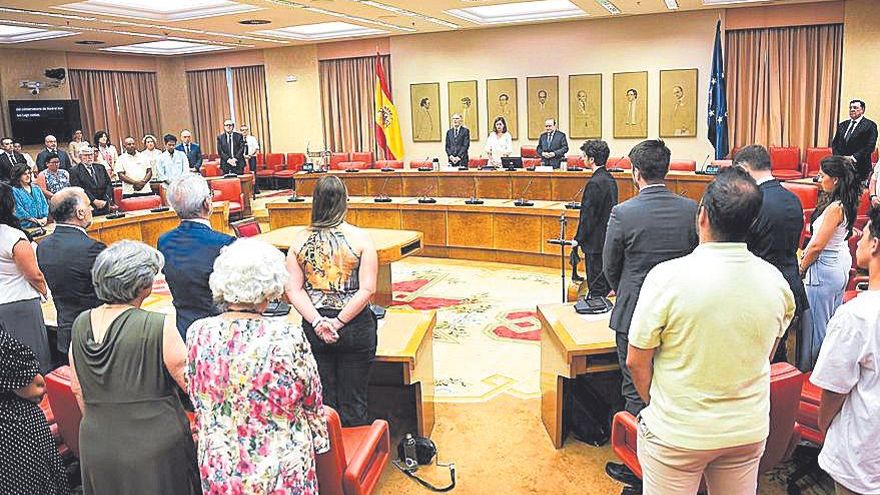 Recuerdo y honores a las 300 víctimas isleñas del terrorismo