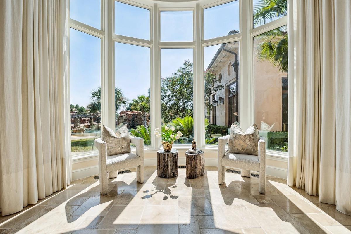Una estancia del interior de la mansión de Tony Parker en Texas.
