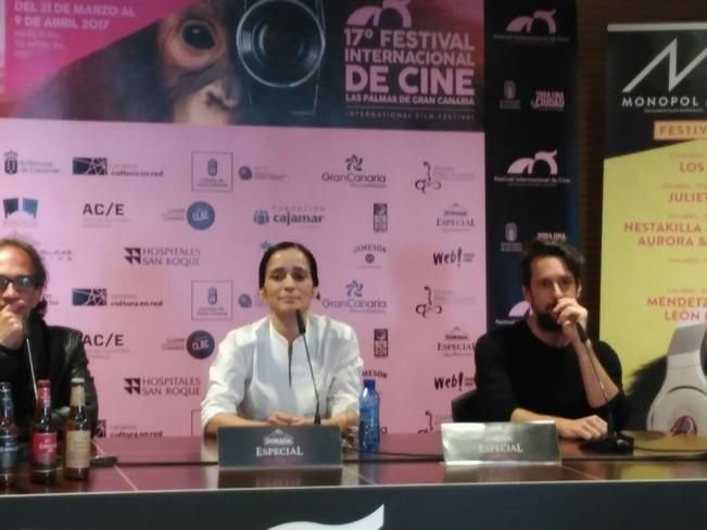 Rueda de prensa de Julieta Venegas antes de su concierto en el Pérez Galdós
