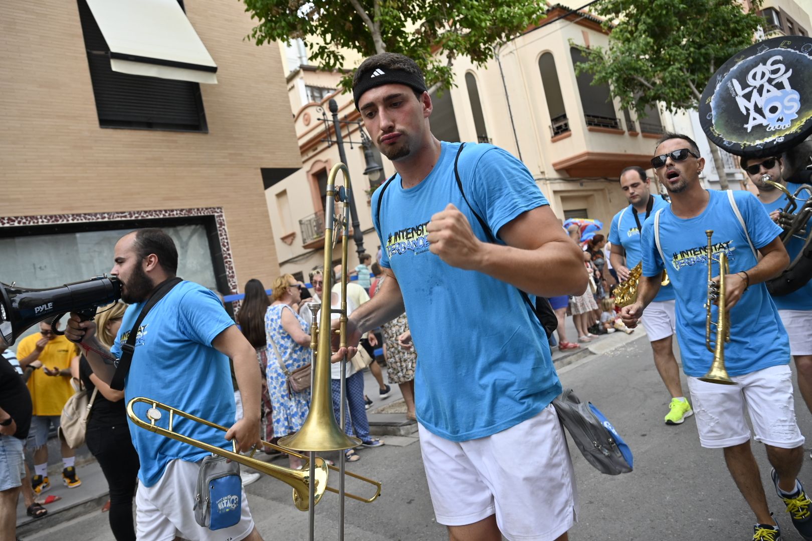 El ‘bou’ toma protagonismo mañana, tarde y noche en el Grau en fiestas