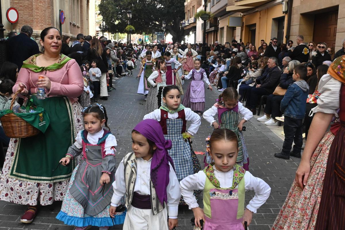 Galería de imágenes: El Pregó Infantil llena de diversión y color las calles de Castelló