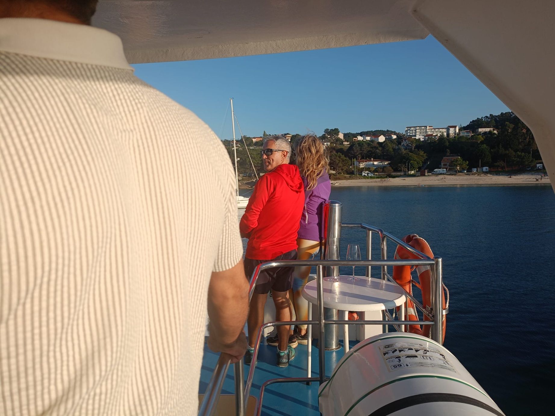 La ruta de «Viños singulares polo mar» a bordo del catamarán «Gran Cormorán Jet», esta tarde-noche.