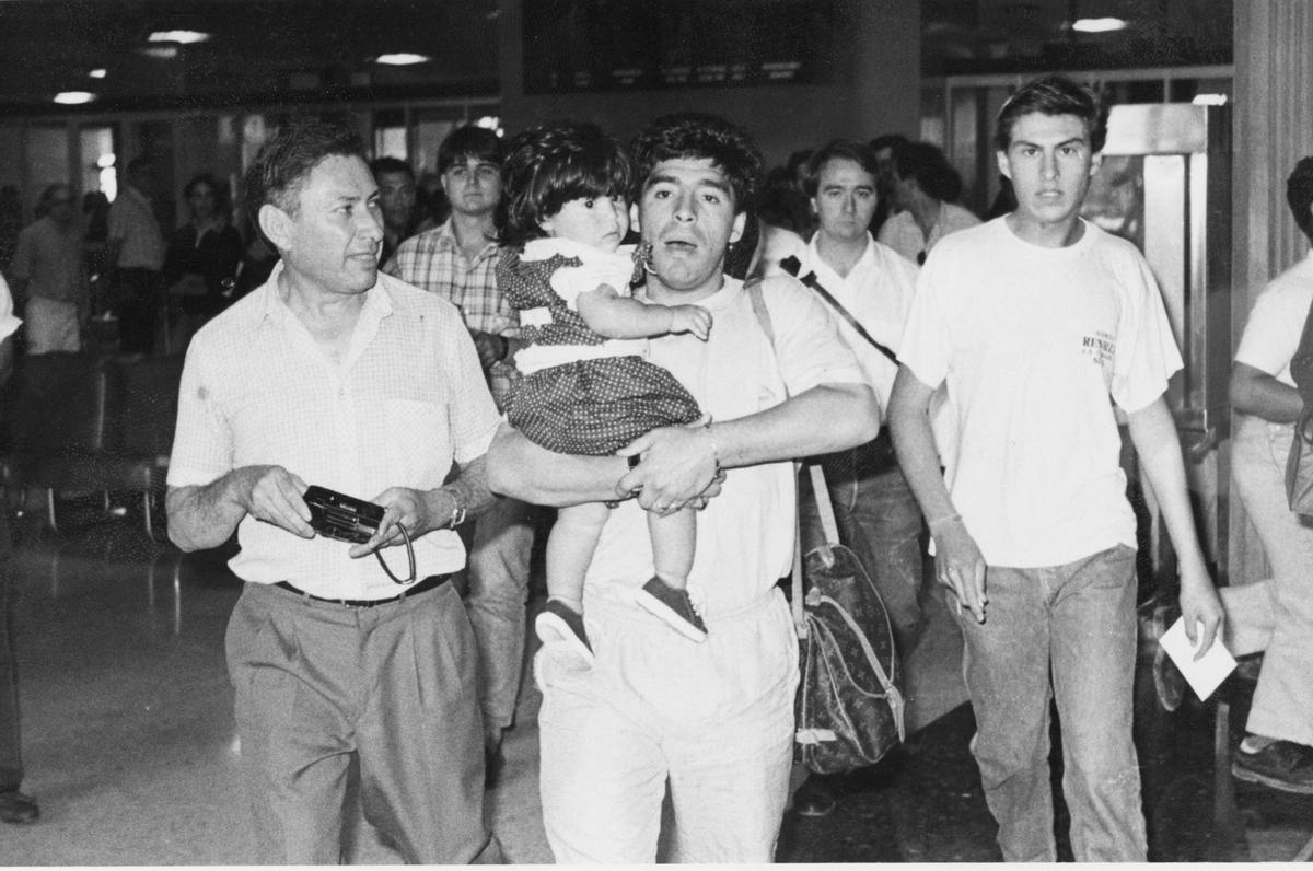 Cuando Maradona estuvo en Mestalla